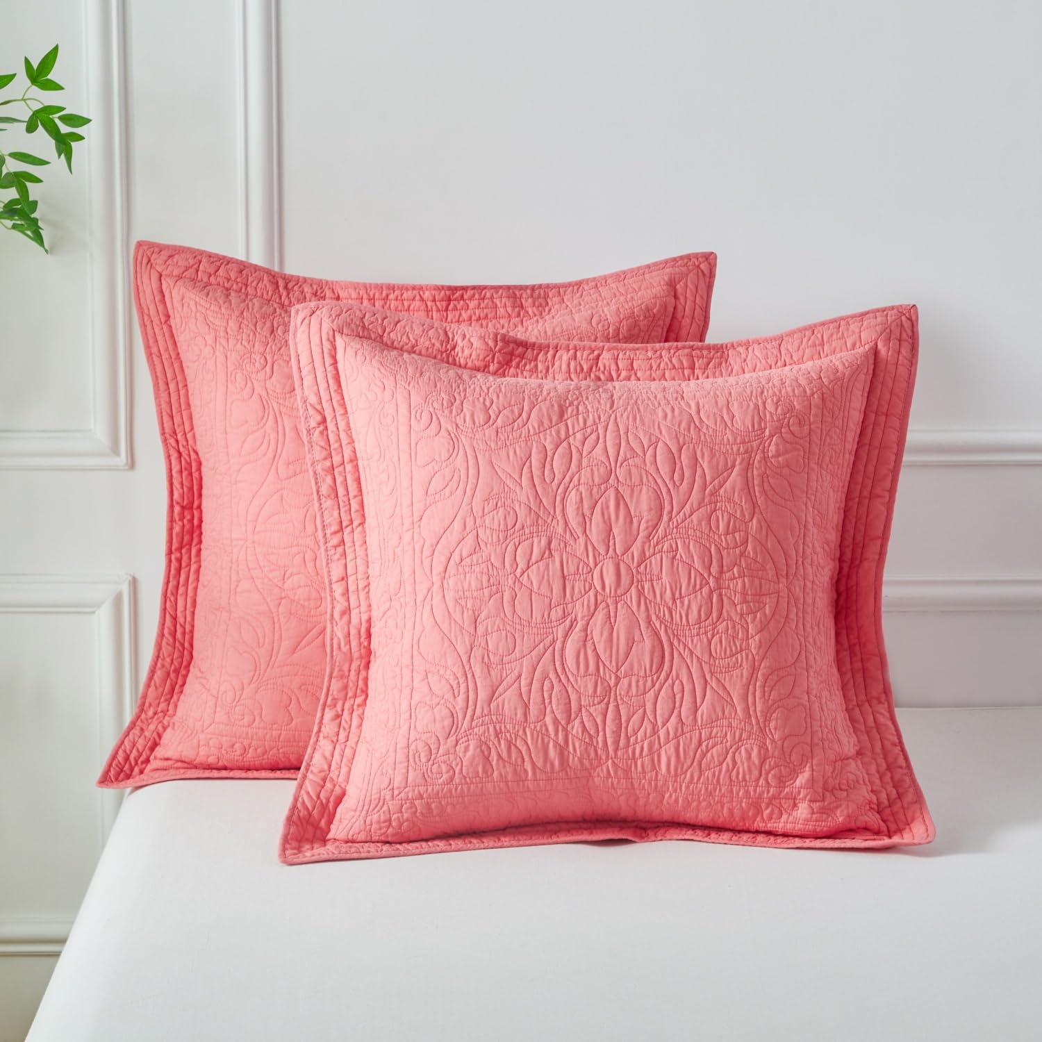WINLIFE 100% Cotton Quilted Pillow Sham Floral Printed Pillow Cover (Standard, Dusty Pink)